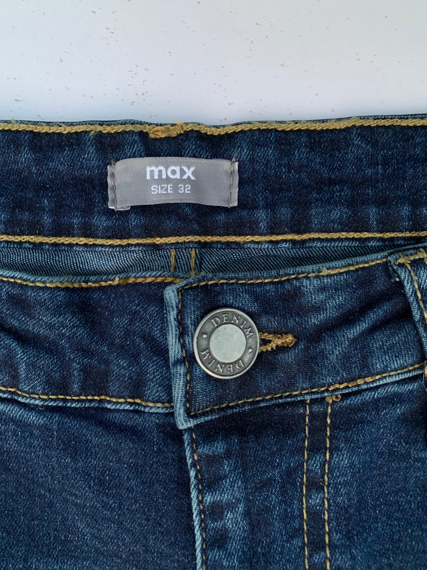Men's Slim Fit Medium Blue Jean DL4261