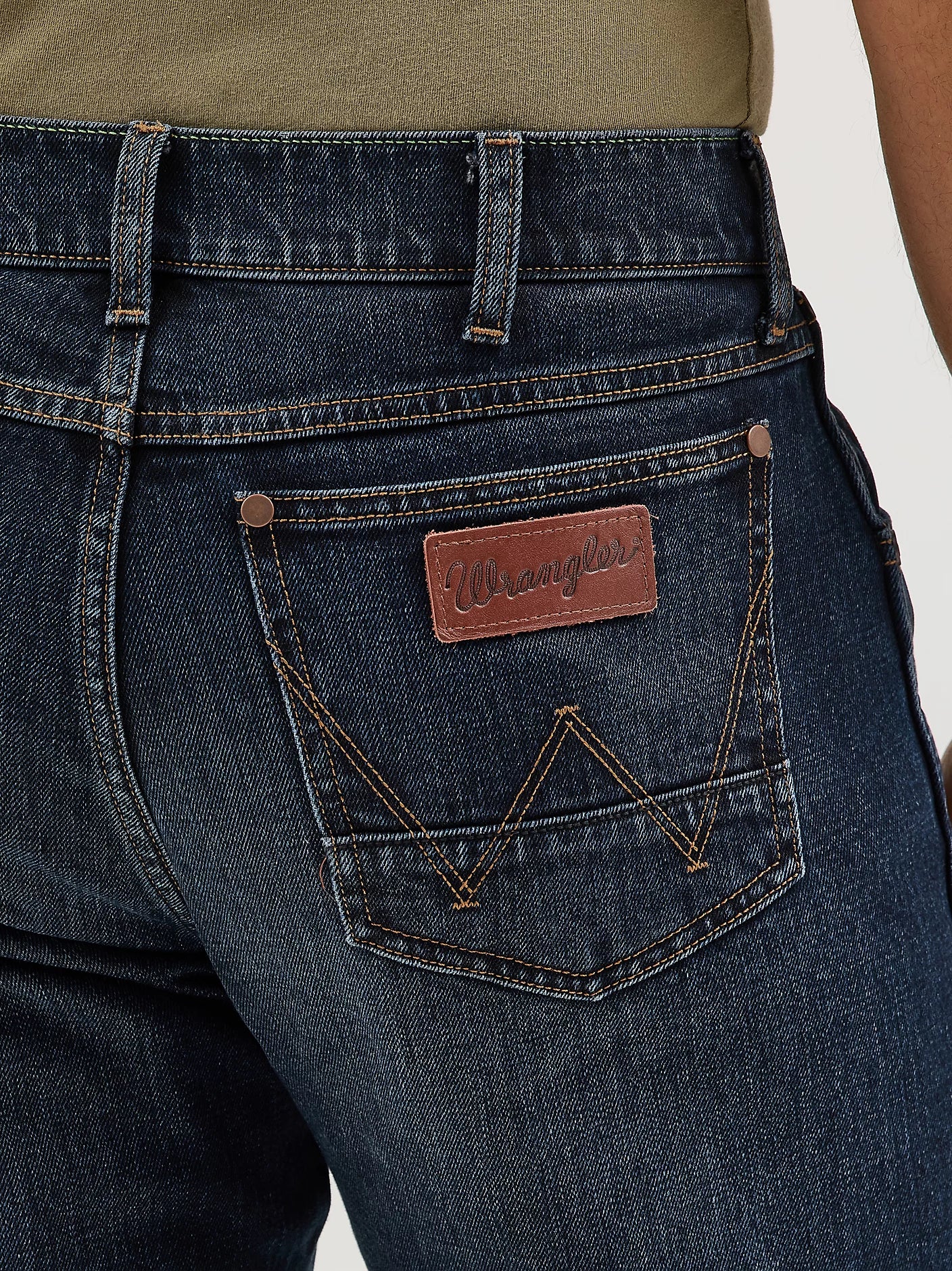 Men's Straight Fit Dark Blue Black Jean DL4363