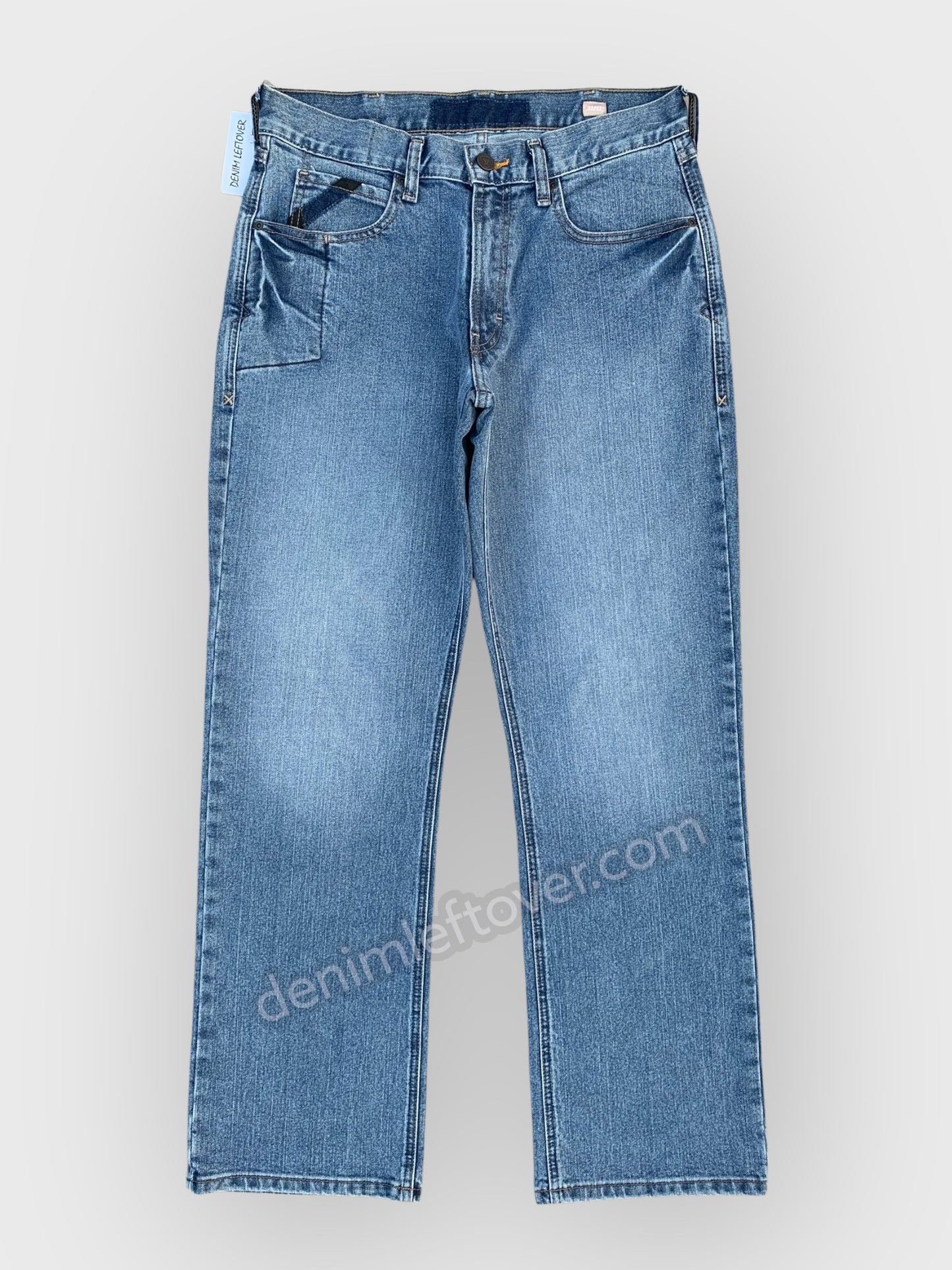 Men's Relaxed Bootcut Fit Light Blue Jean DL4433