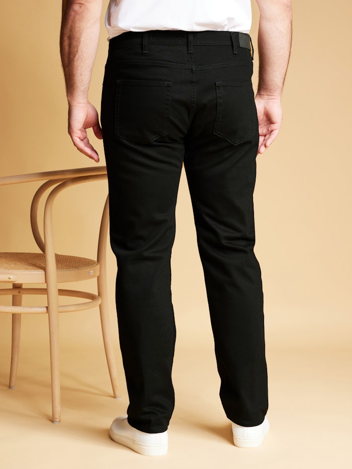 Men's Regular Fit Jet Black Jeans DL4088