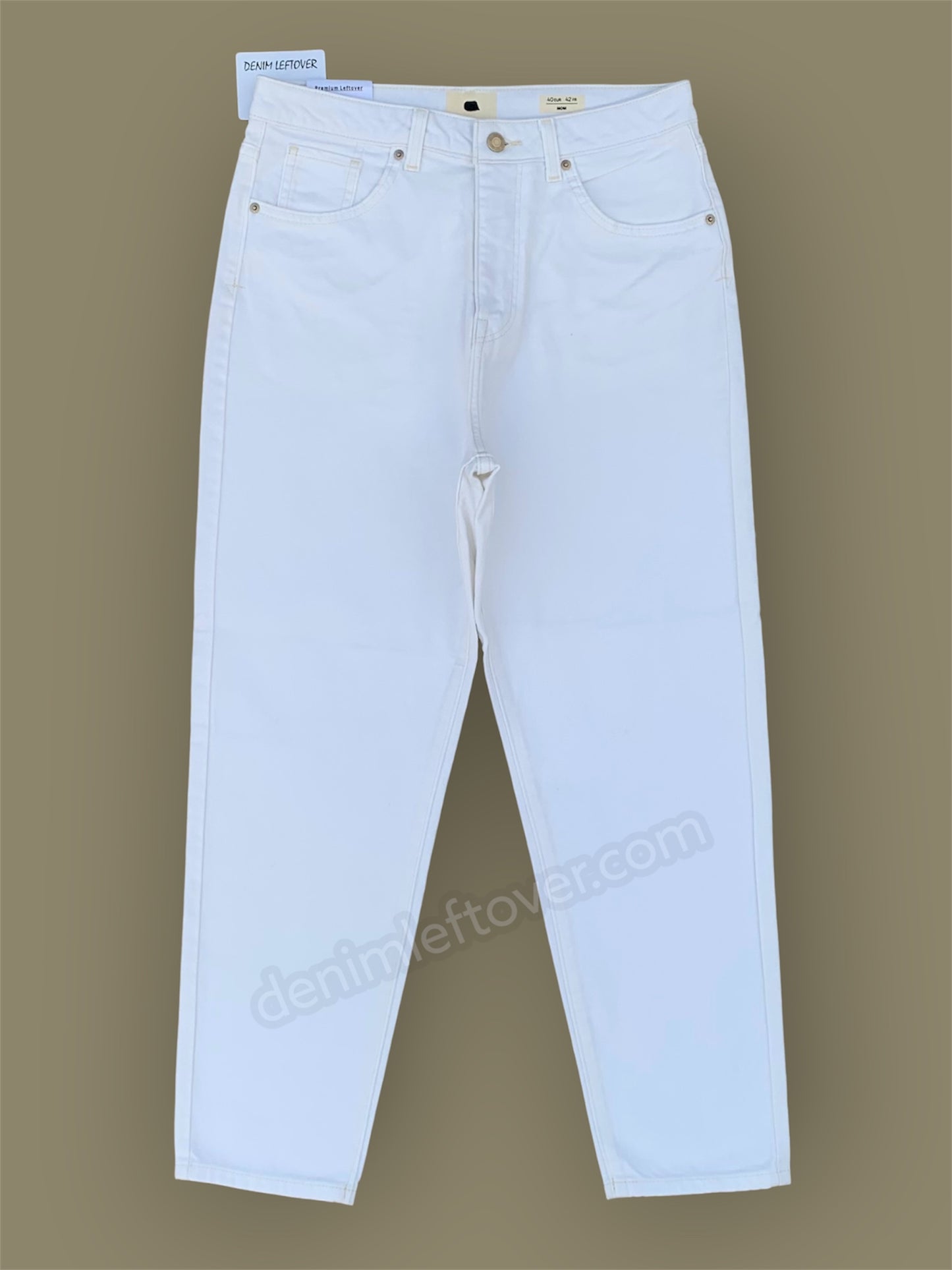 Women's Mom Fit White Jean DLW386 (Minor Fault)