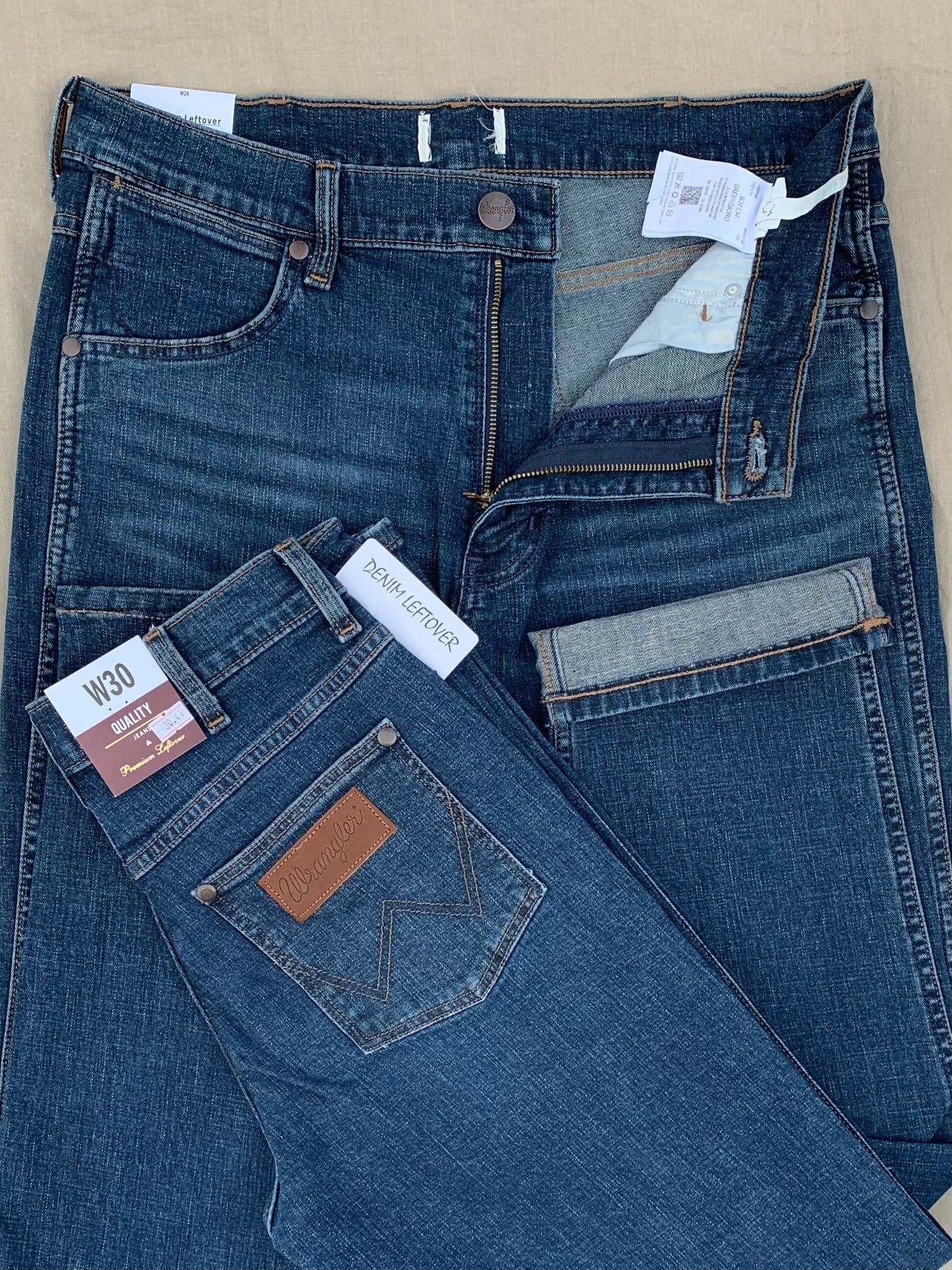 Men's Straight Fit Dark Blue Jean DL4371