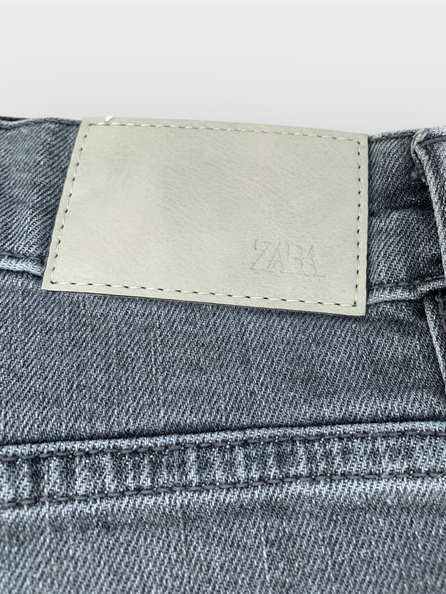 Men's Slim Fit Light Grey Jean DL4352