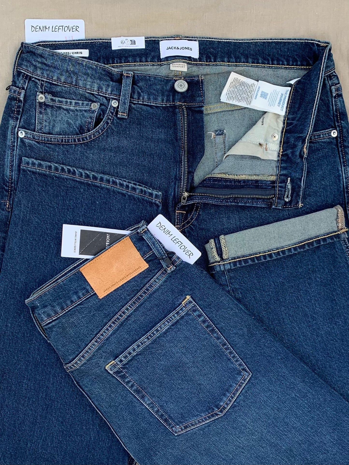 Men's Relaxed Fit Dark Blue Jean DL4369
