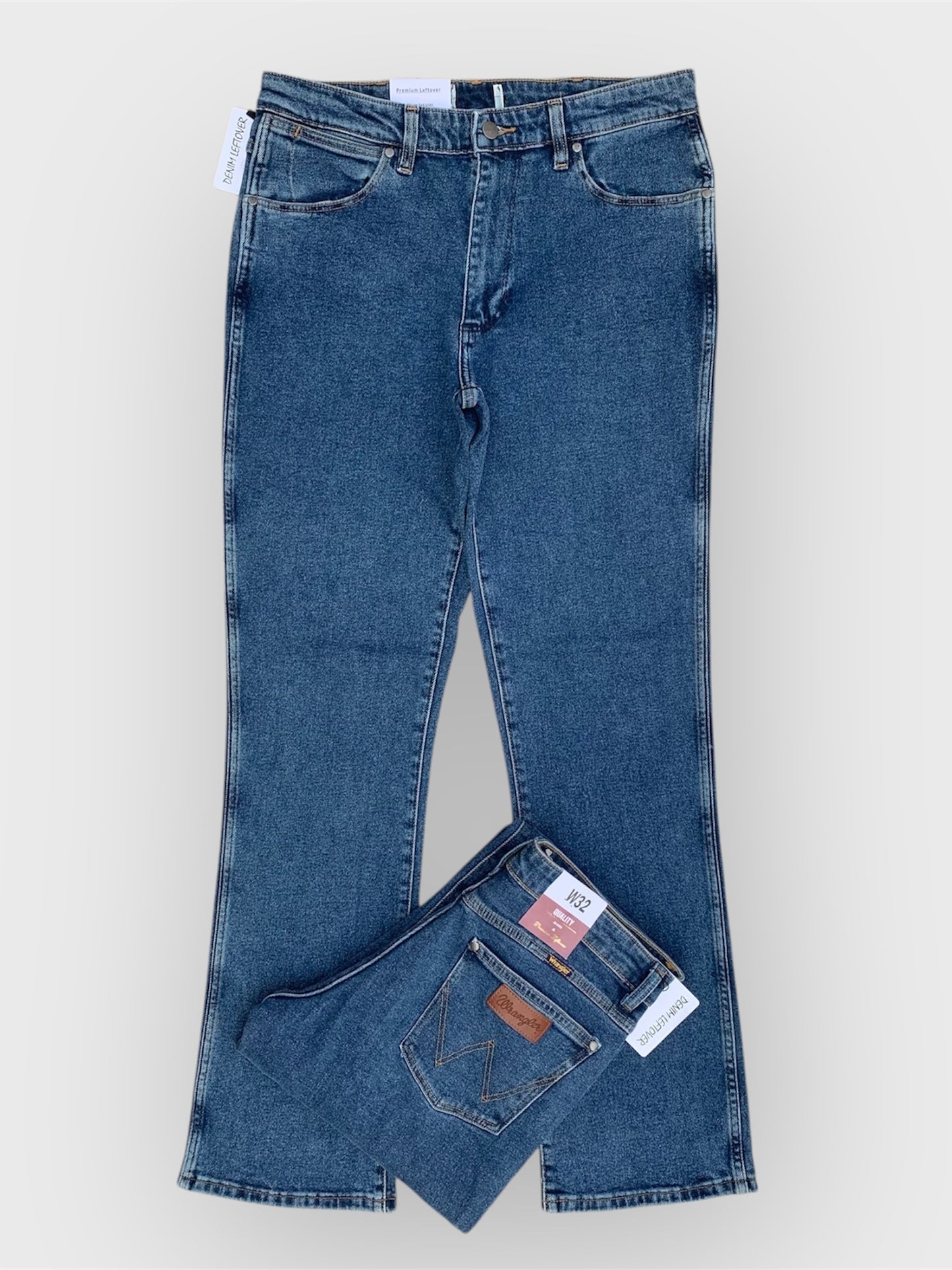 Men's Regular Bootcut Fit Medium Blue Jean DL4320 (Minor Fault)