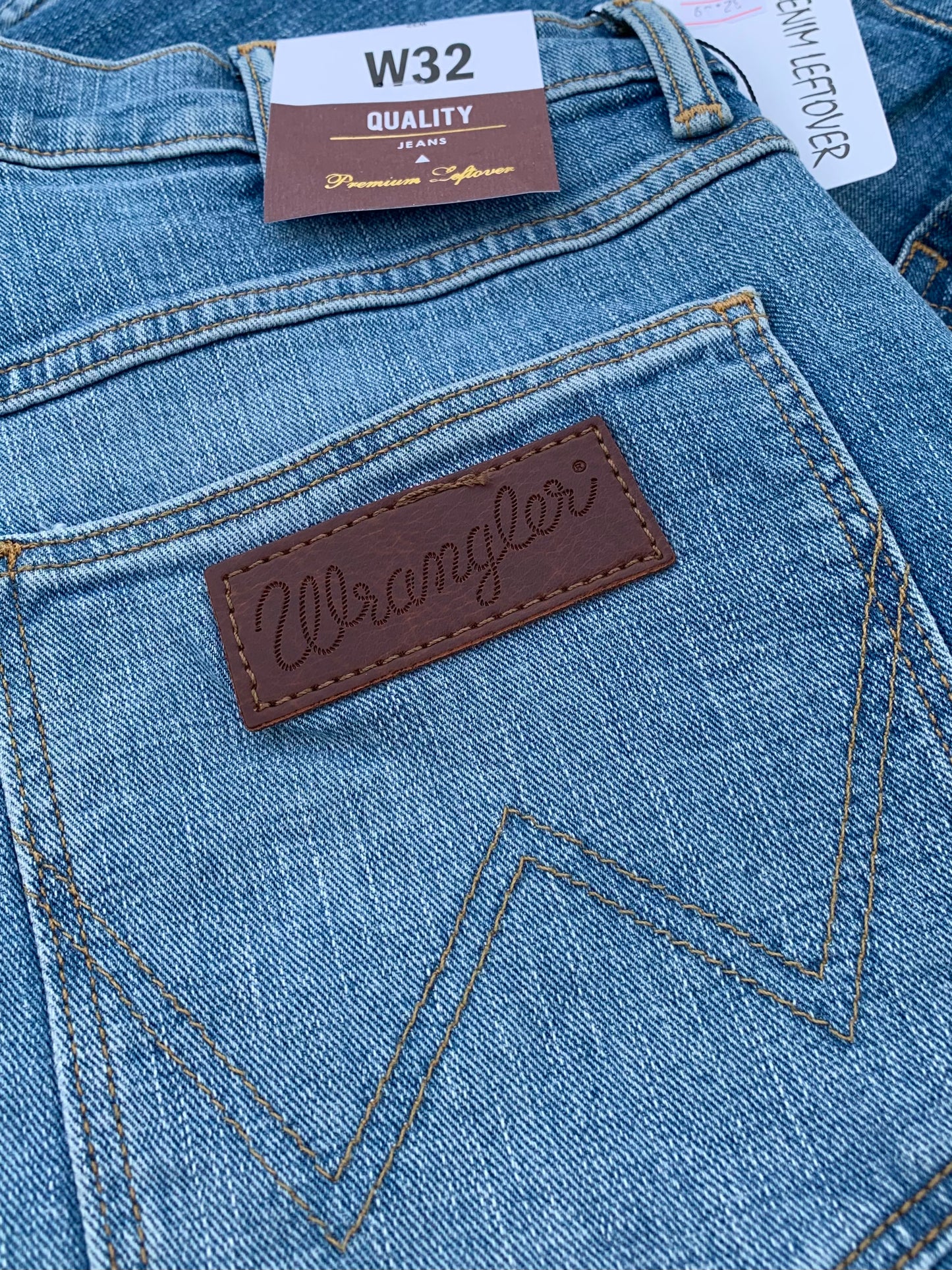 Men's Regular Fit Light Blue Jean DL4372