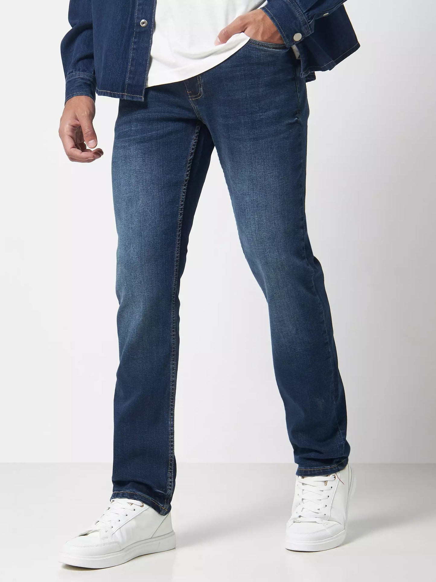 Men's Slim Fit Medium Blue Jean DL4261