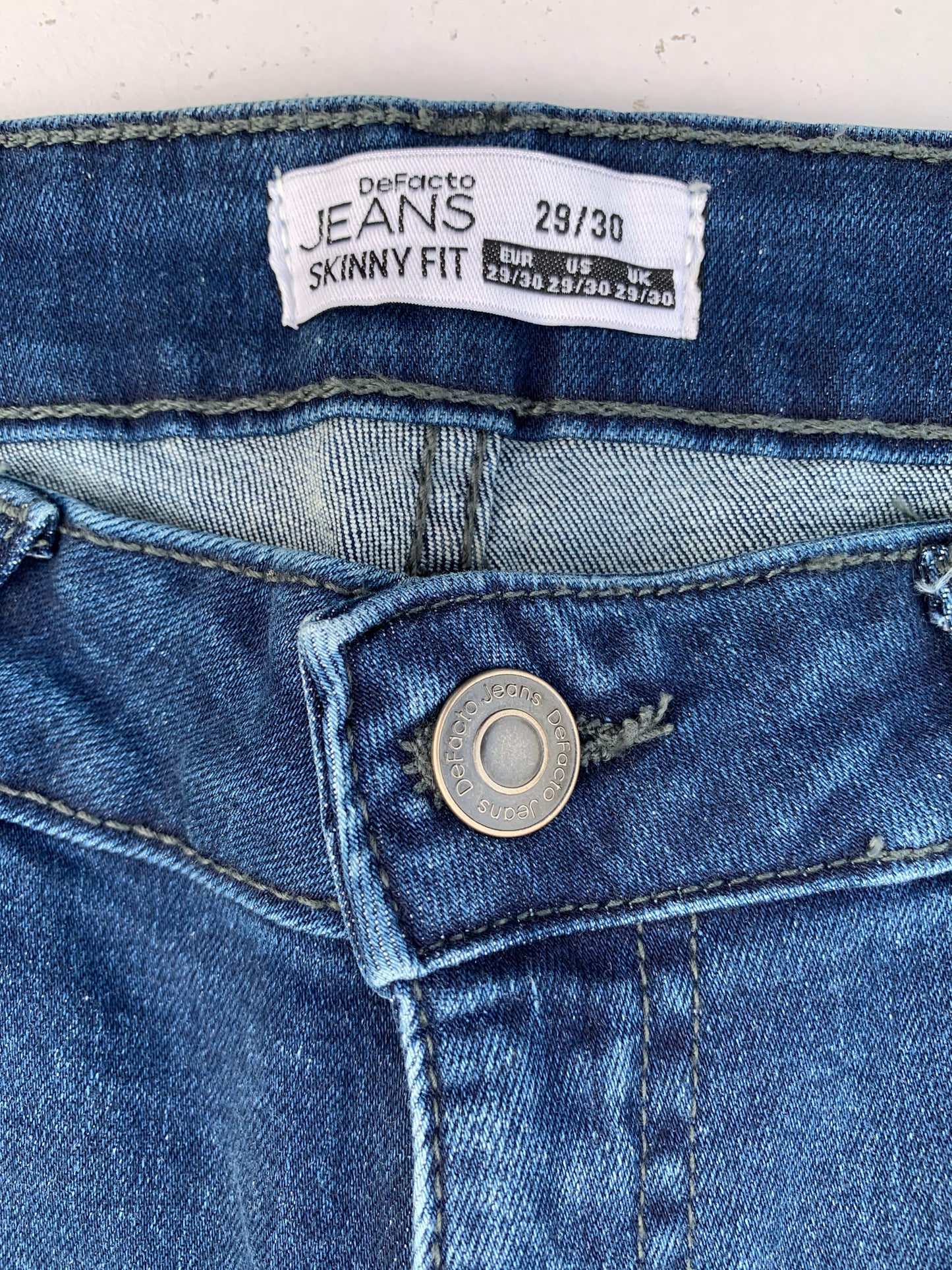 Men's Skinny Fit Medium Blue Jeans DL4173