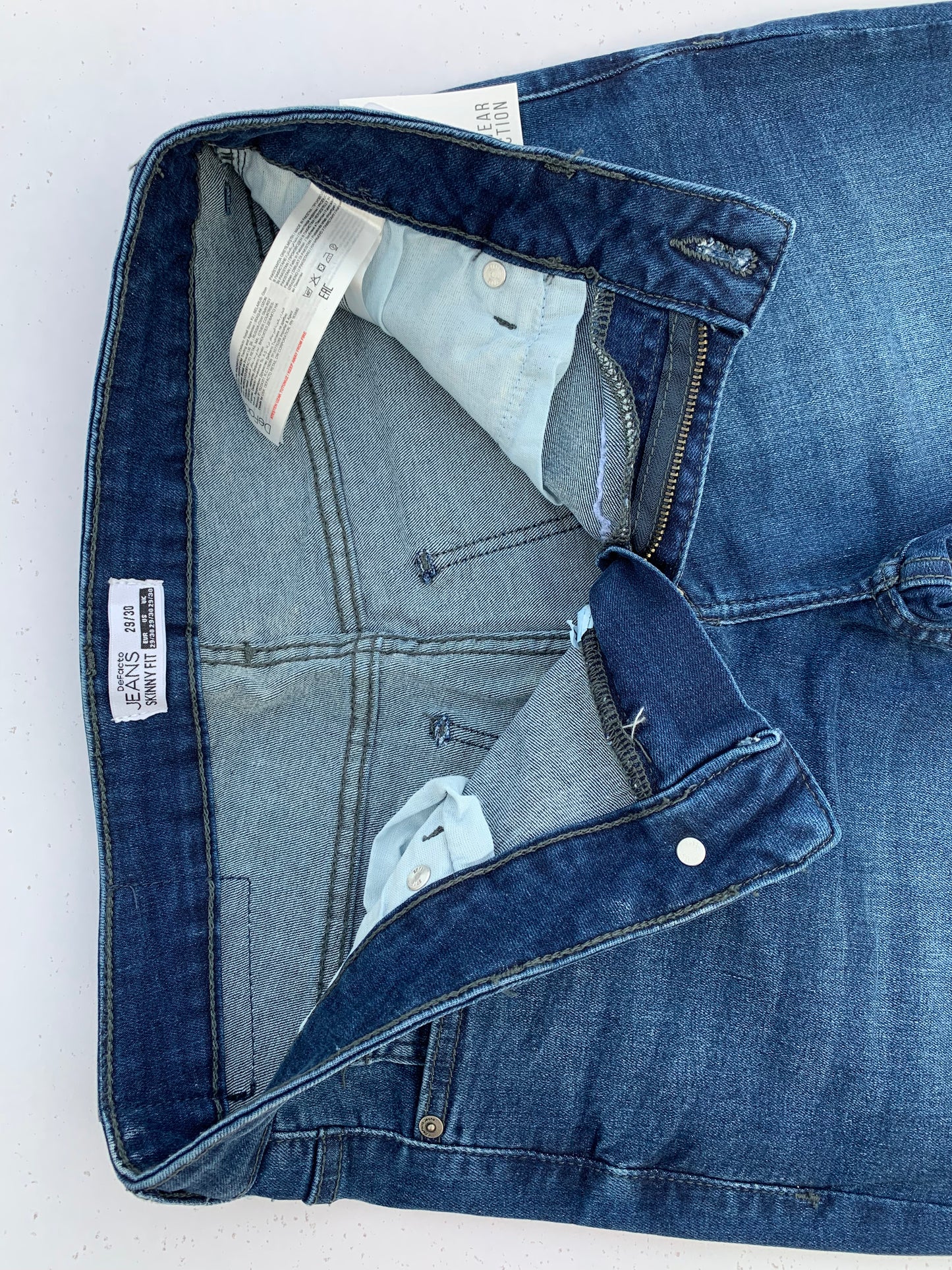 Men's Skinny Fit Medium Blue Jeans DL4173