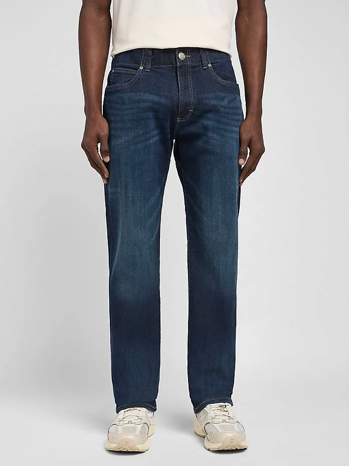 Men's Straight Taper Fit Dark Blue Jean DL4395