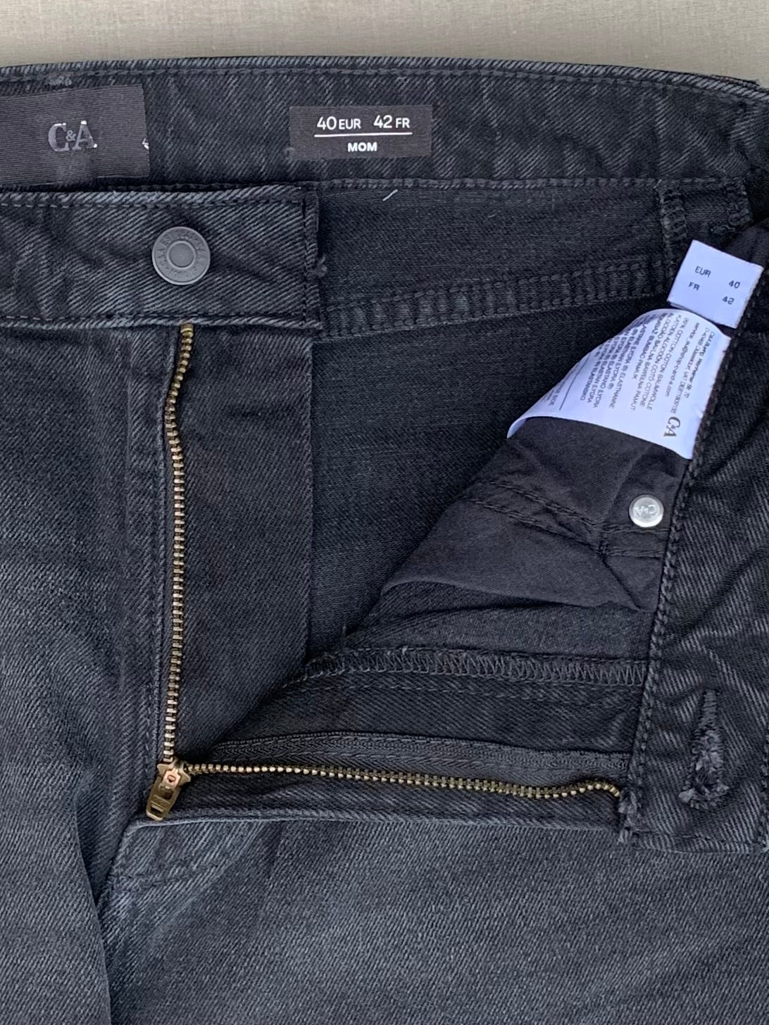 Women's Mom Fit Diamond Black Jean DLW399 (Minor Fault)
