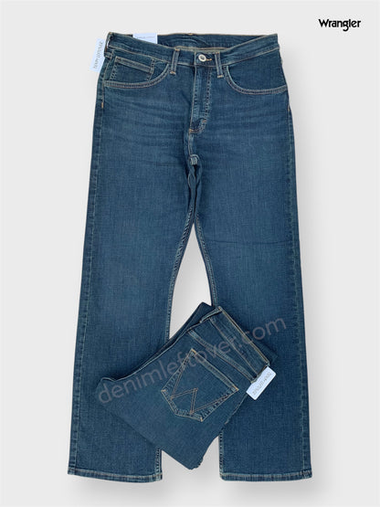 Men's Relaxed Bootcut Fit Dark Blue Jean DL4460