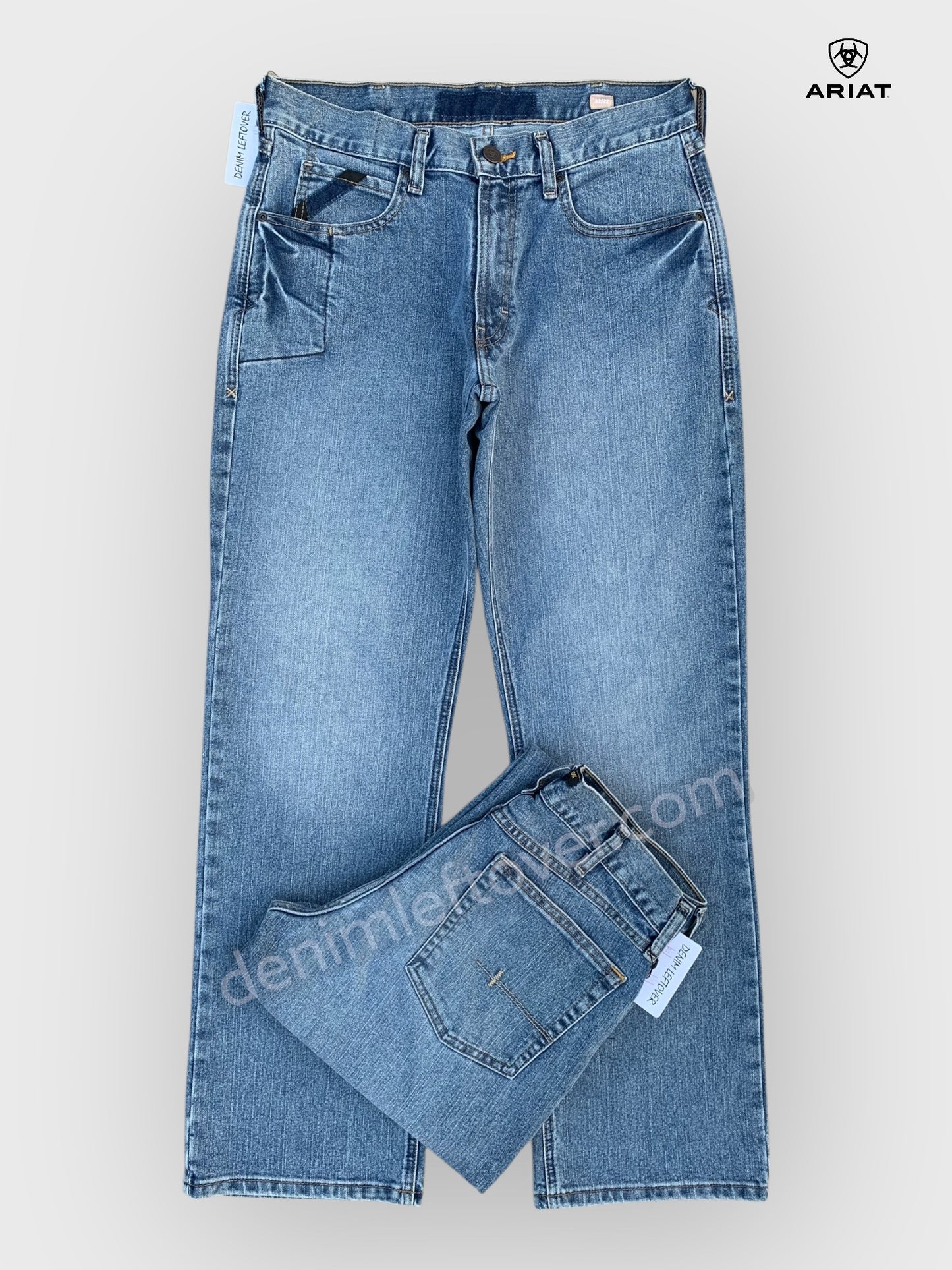 Men's Relaxed Bootcut Fit Light Blue Jean DL4433