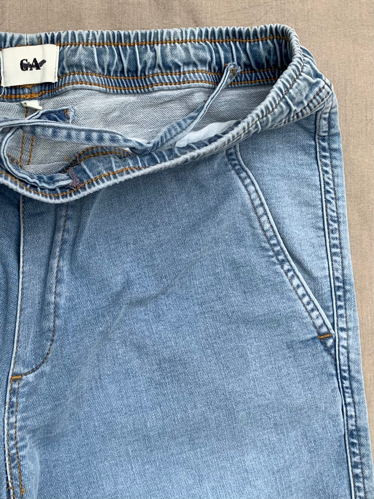 Men's Slim Fit Light Blue Jogger Jean DL4476