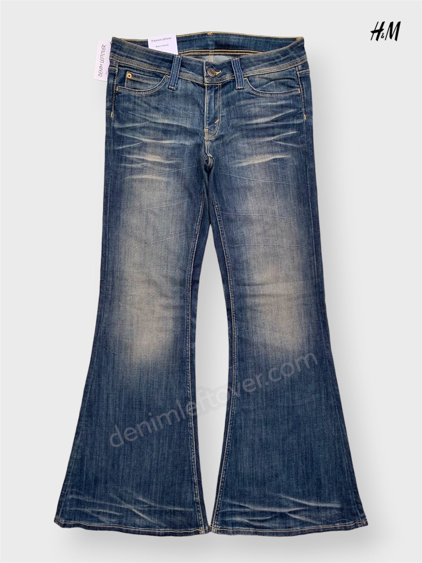 Women's Bell Bottom Fit Vintage Medium Blue Jean DLW397
