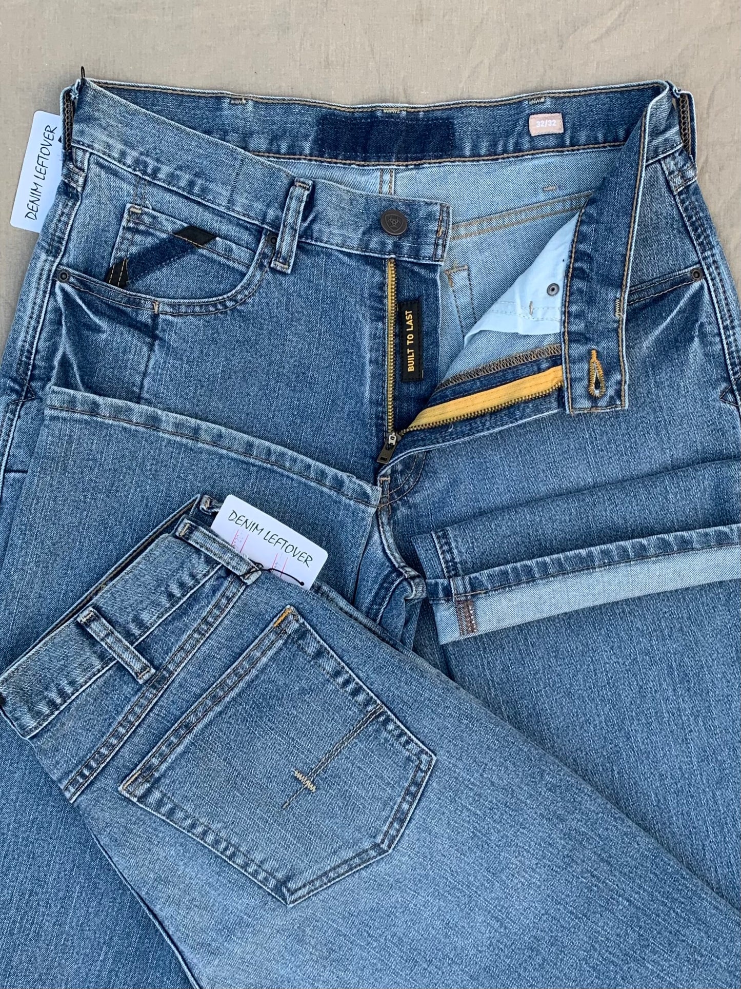 Men's Relaxed Bootcut Fit Light Blue Jean DL4433