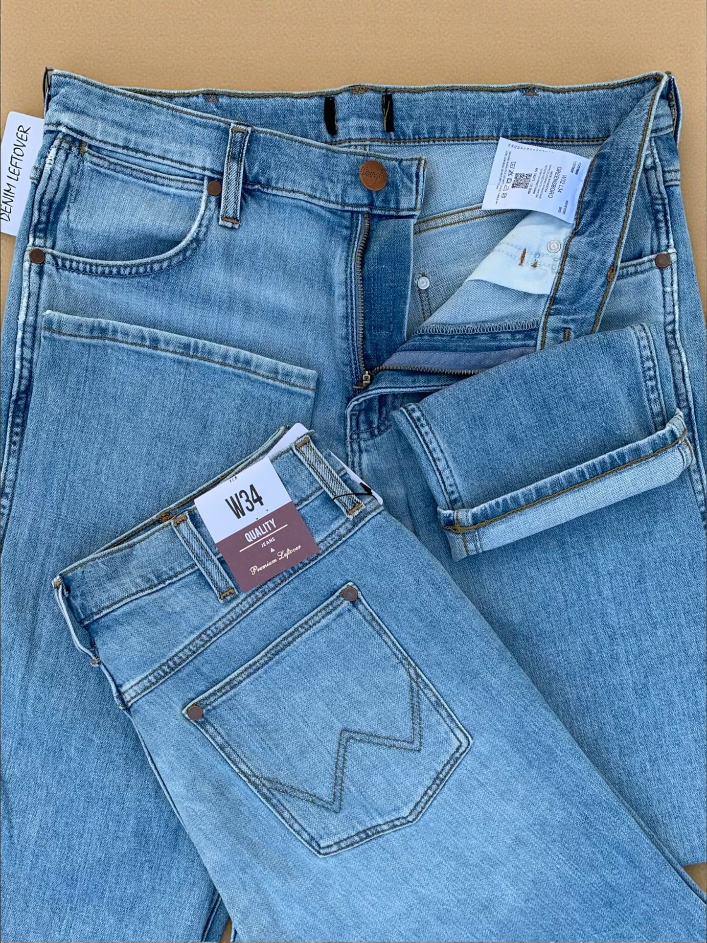 Men's Regular Fit Light Blue Jean DL4408