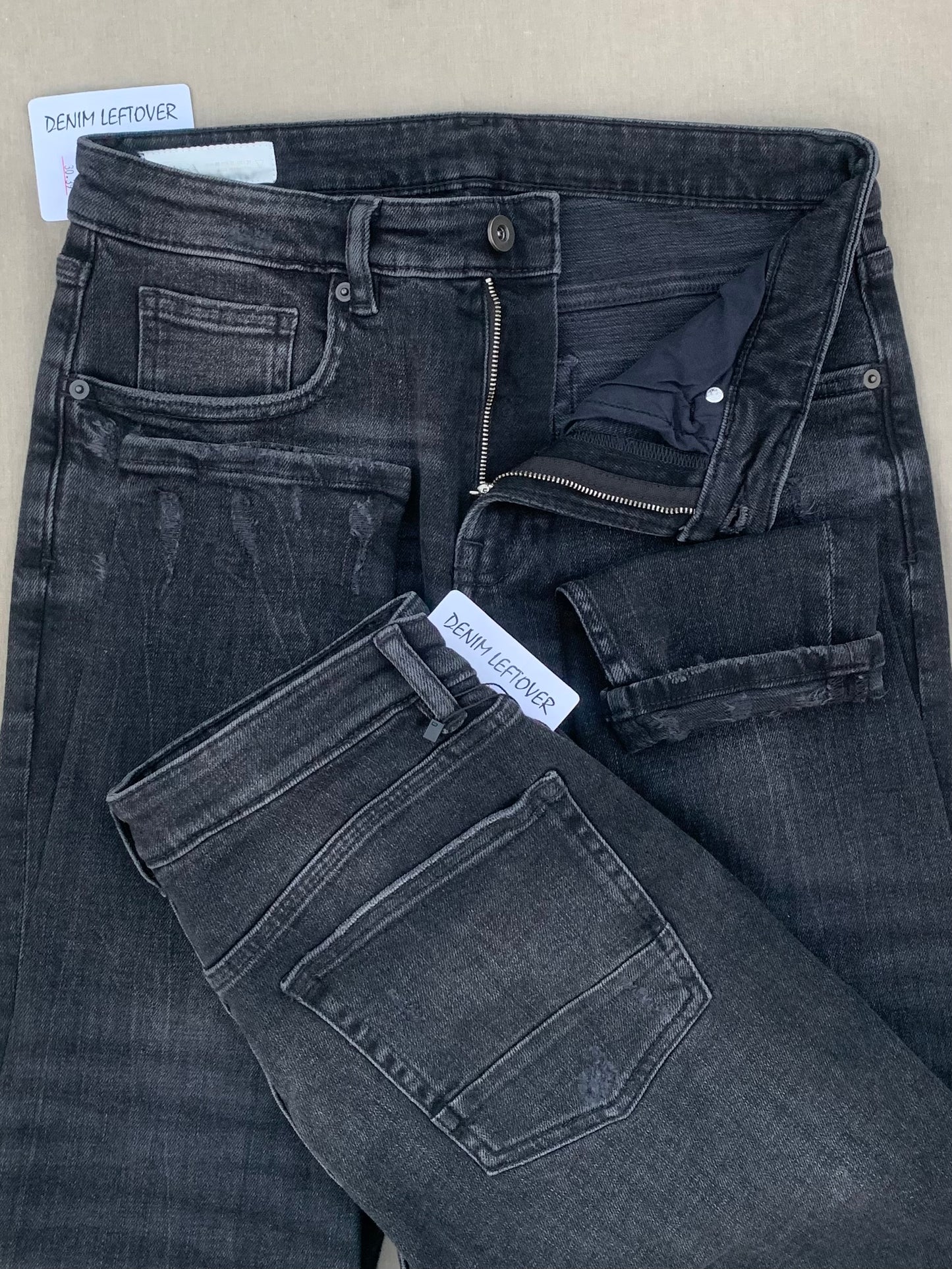 Men's Skinny Fit Vintage Diamond Black Ripped Jean DL4461