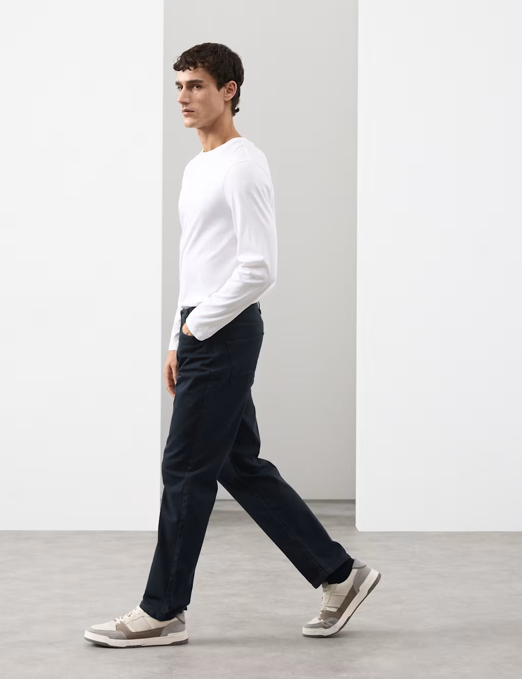 Men's Straight Fit Navy Jean DL4386