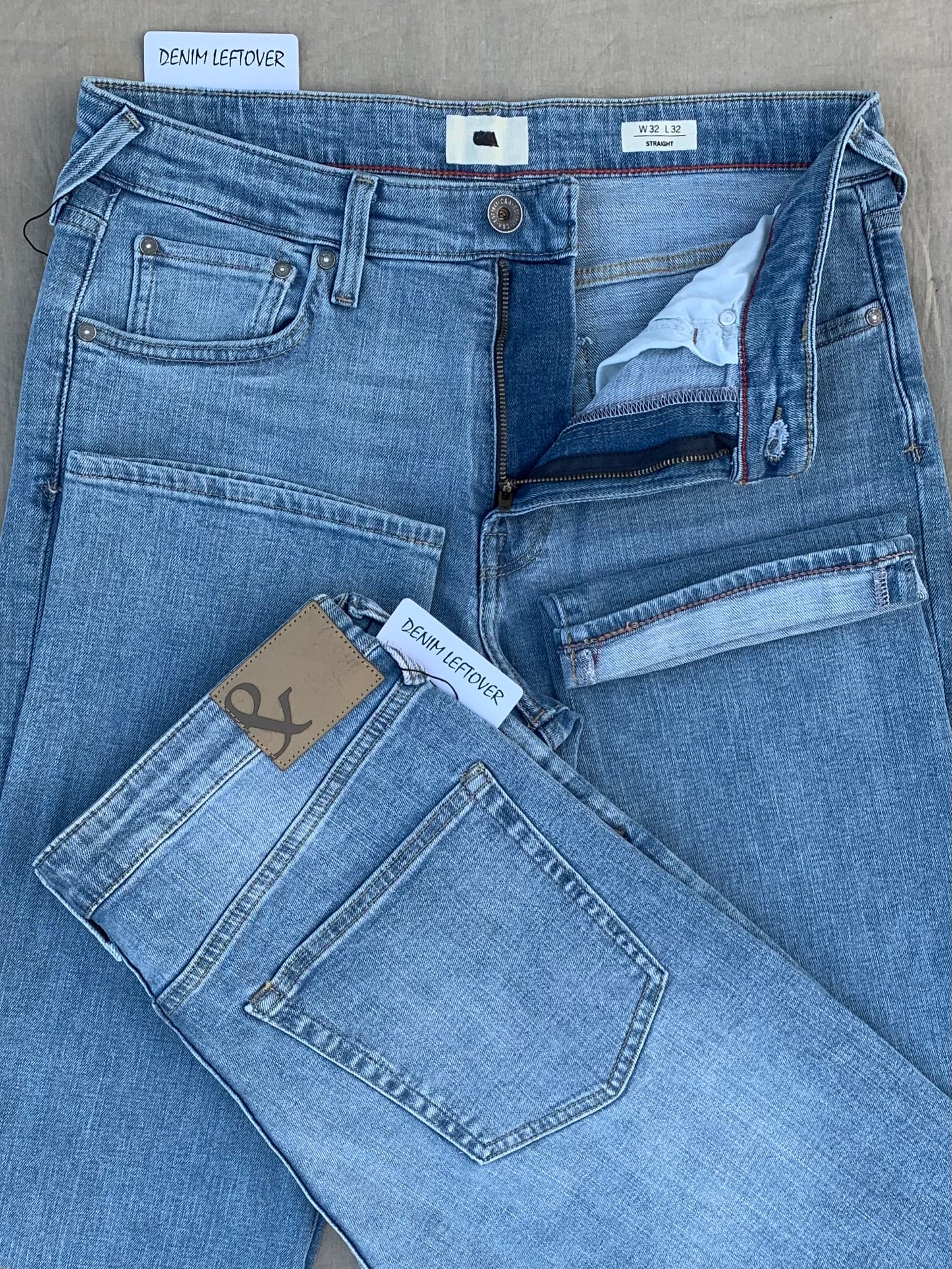 Men's Straight Fit Light Blue Jean DL4422