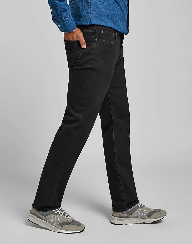 Men's Straight Taper Fit Diamond Black Jean DL4421