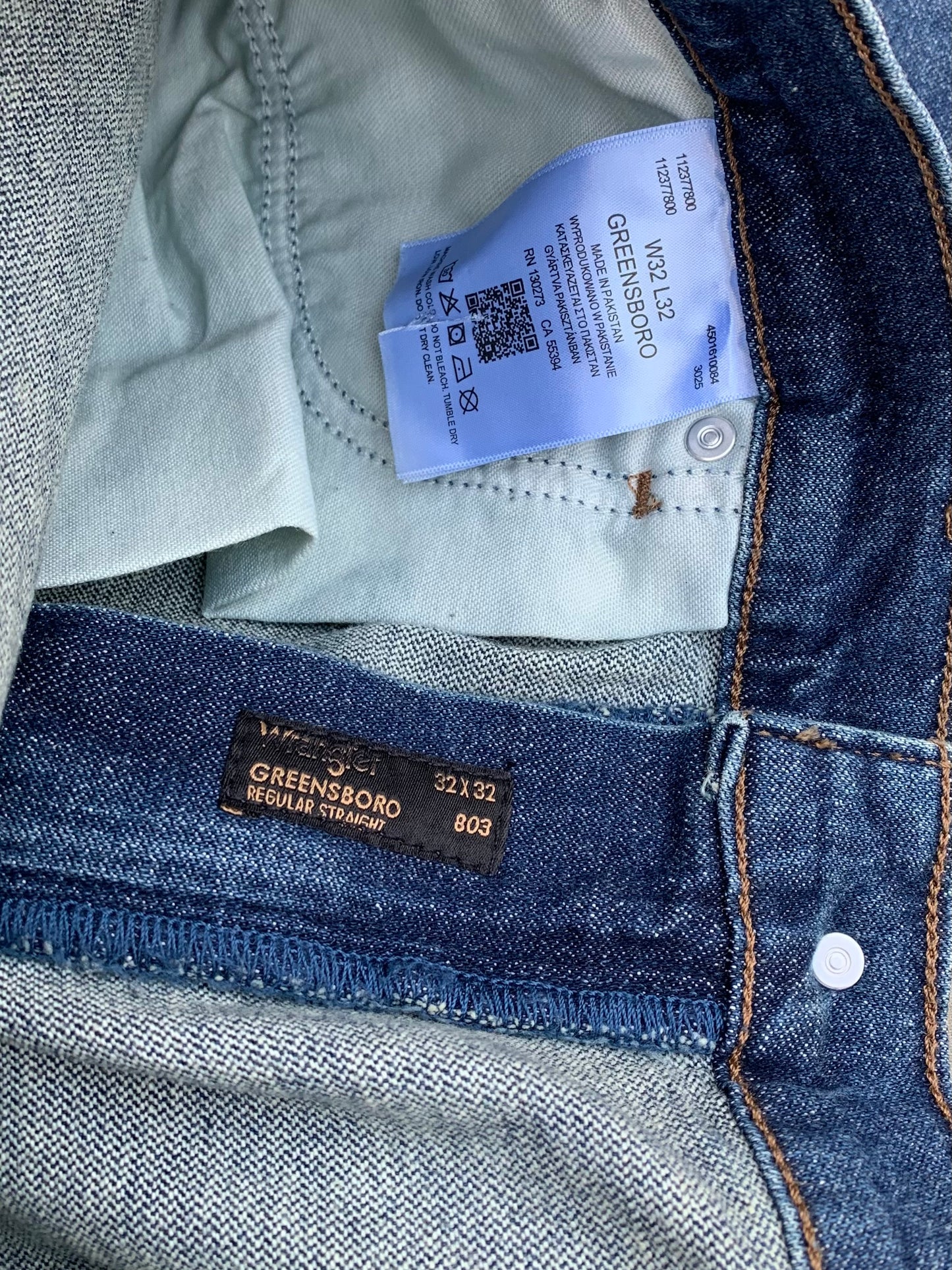 Men's Straight Fit Medium Blue Jean DL4425