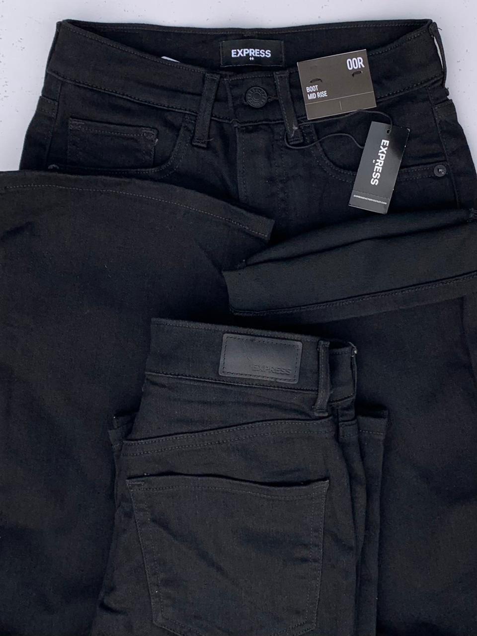 Women's Boot Cut Mid Rise Black Jean DL4235