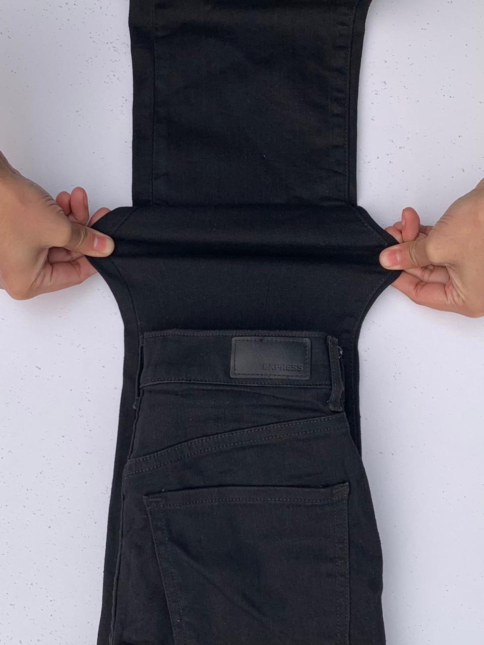 Women's Boot Cut Mid Rise Black Jean DL4235