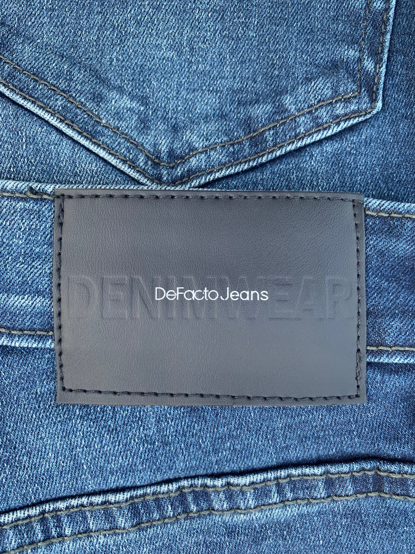 Men's Skinny Fit Medium Blue Jeans DL4173
