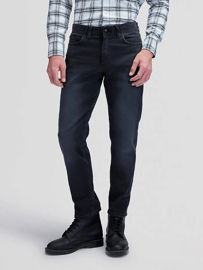 Men's Slim Taper Fit Diamond Black Jean DL4436