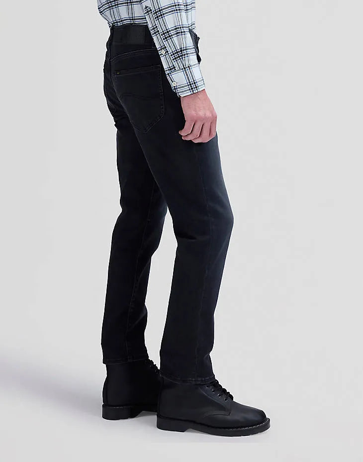 Men's Slim Taper Fit Diamond Black Jean DL4436