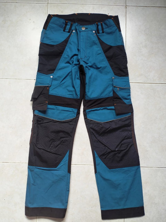 Stylish 8 Pockets Straight Fit Trouser DLT4005